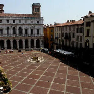 Gasthuis Indisparte, Bergamo